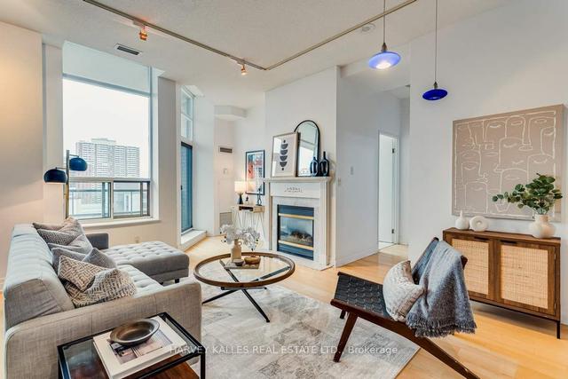 ph08 - 70 Alexander St, Condo with 2 bedrooms, 2 bathrooms and 1 parking in Toronto ON | Image 34