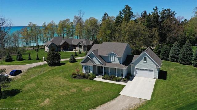 34734 Bayfield Road, House detached with 5 bedrooms, 3 bathrooms and 7 parking in Central Huron ON | Image 2