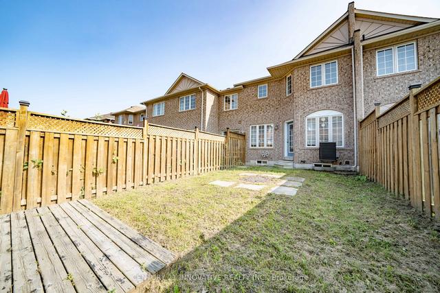 130 Angier Cres, House attached with 3 bedrooms, 3 bathrooms and 3 parking in Ajax ON | Image 35
