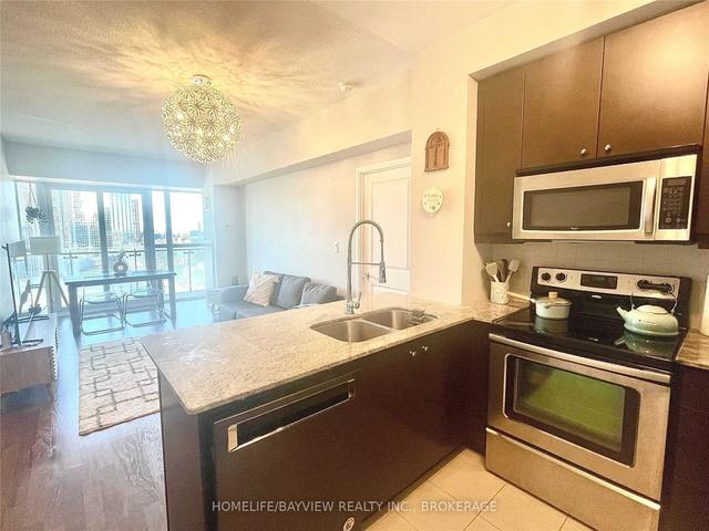 801 - 50 Absolute Ave, Condo with 2 bedrooms, 2 bathrooms and 1 parking in Mississauga ON | Image 24