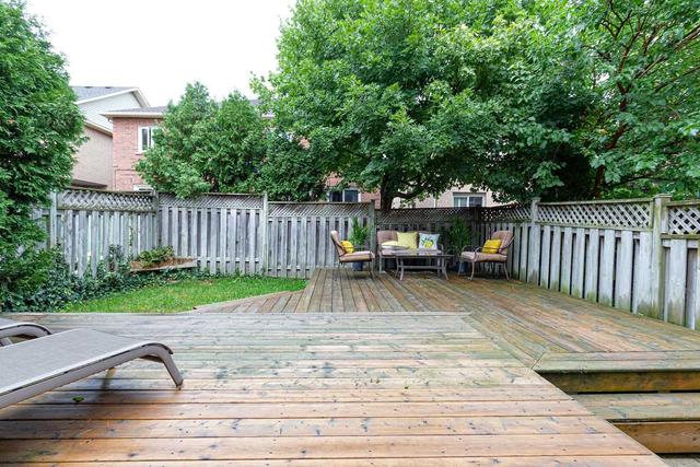 30 Harnesworth Cres, House semidetached with 3 bedrooms, 3 bathrooms and 3 parking in Hamilton ON | Image 21