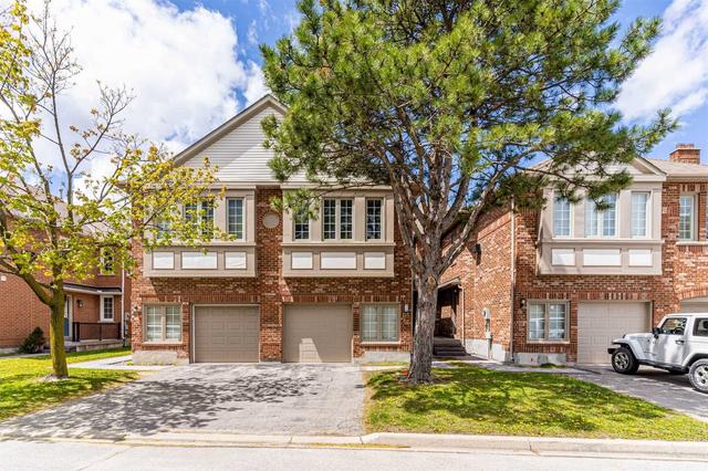 85 Alameda Circ, Townhouse with 4 bedrooms, 4 bathrooms and 2 parking in Vaughan ON | Image 1