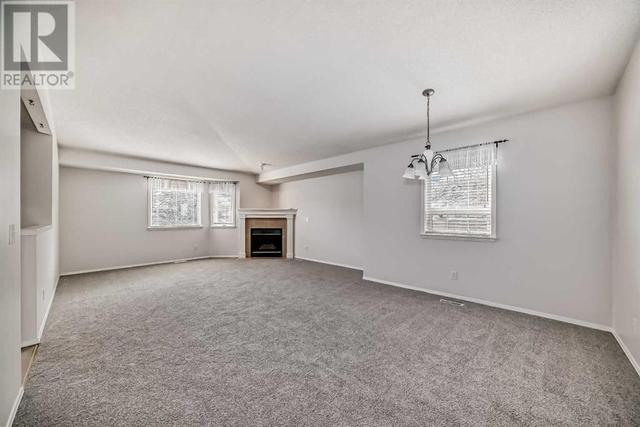 90 Valley Ridge Heights Nw, House attached with 2 bedrooms, 3 bathrooms and 4 parking in Calgary AB | Image 26