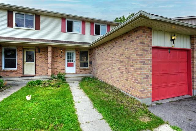 1062 Hickorywood Crescent, House semidetached with 3 bedrooms, 1 bathrooms and 3 parking in Kingston ON | Image 5