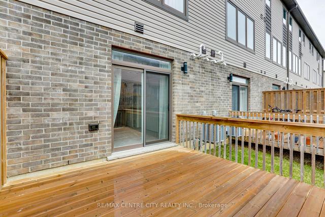 106 - 2070 Meadowgate Blvd, Townhouse with 4 bedrooms, 4 bathrooms and 2 parking in London ON | Image 29