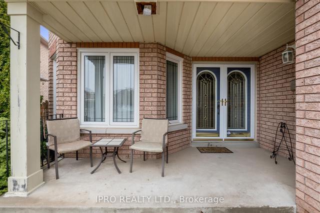 31 Fenflower Crt, House detached with 4 bedrooms, 3 bathrooms and 6 parking in Brampton ON | Image 23