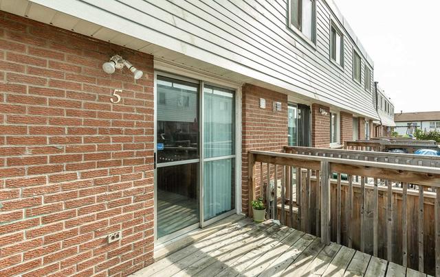 5 - 7500 Goreway Dr, Townhouse with 3 bedrooms, 2 bathrooms and 2 parking in Mississauga ON | Image 17