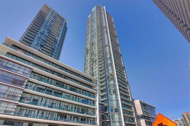 1404 - 4070 Confederation Pkwy, Condo with 2 bedrooms, 2 bathrooms and 1 parking in Mississauga ON | Image 12
