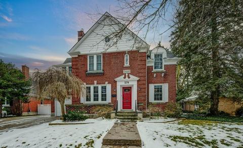 279 Union Boulevard, House detached with 4 bedrooms, 2 bathrooms and 6 parking in Kitchener ON | Card Image