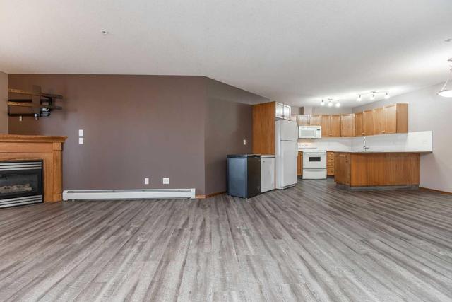 114 - 260 Duston Street, Condo with 1 bedrooms, 1 bathrooms and 2 parking in Red Deer AB | Image 12