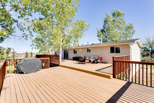 270033 Township Road 234a, House detached with 4 bedrooms, 2 bathrooms and 4 parking in Rocky View County AB | Image 32