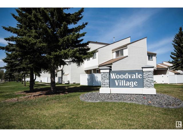 6 Woodvale Vg Nw, House attached with 3 bedrooms, 1 bathrooms and null parking in Edmonton AB | Image 1