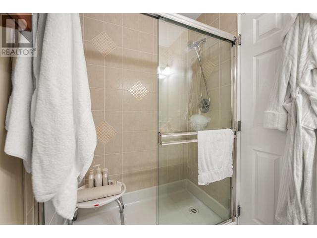 2 - 13028 No. 2 Road, House attached with 2 bedrooms, 3 bathrooms and 2 parking in Richmond BC | Image 25