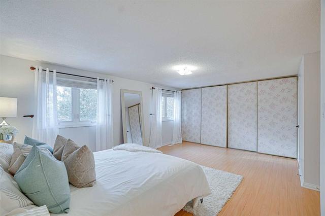 109 Robert Hicks Dr, House semidetached with 3 bedrooms, 4 bathrooms and 3 parking in Toronto ON | Image 18
