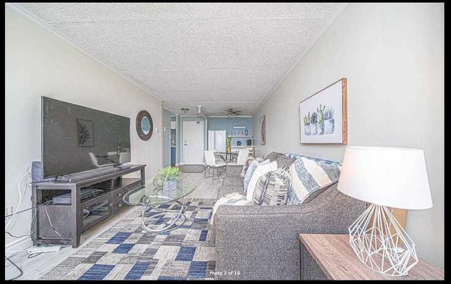 407 - 1530 Pickering Pkwy, Condo with 3 bedrooms, 2 bathrooms and 1 parking in Pickering ON | Image 2