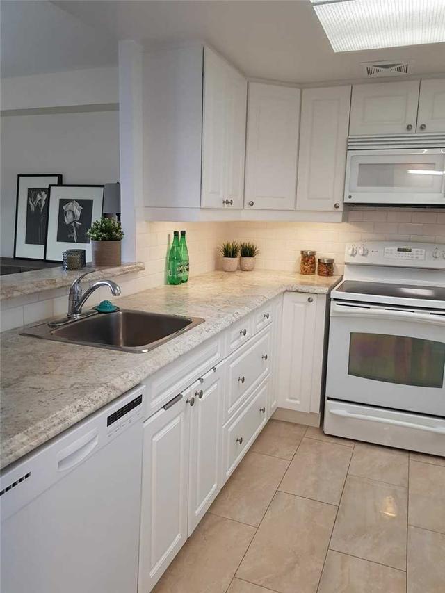 715 - 20 Guildwood Pkwy, Condo with 2 bedrooms, 2 bathrooms and 1 parking in Toronto ON | Image 14
