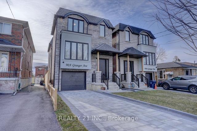 90 a Granger Ave, House detached with 4 bedrooms, 5 bathrooms and 3 parking in Toronto ON | Image 1