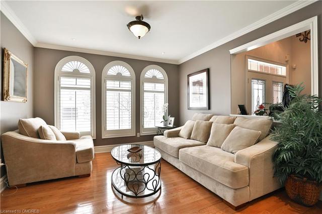 571 Golfview Court, House detached with 4 bedrooms, 4 bathrooms and 6 parking in Oakville ON | Image 7