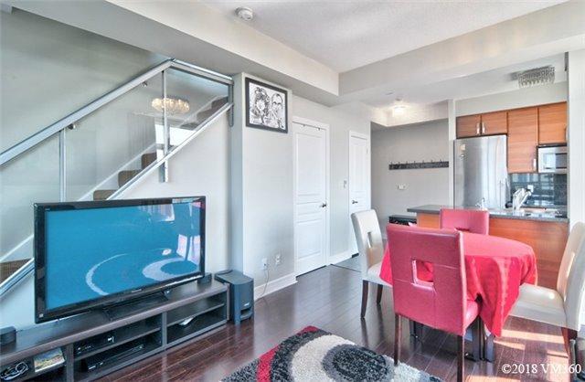 Uph02 - 1 Avondale Ave, Condo with 2 bedrooms, 2 bathrooms and 1 parking in Toronto ON | Image 12