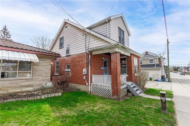 82 Chestnut Avenue, House detached with 3 bedrooms, 1 bathrooms and 2 parking in Brantford ON | Image 22