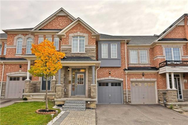 17 Saint Eugene St, House attached with 3 bedrooms, 3 bathrooms and 2 parking in Brampton ON | Image 1
