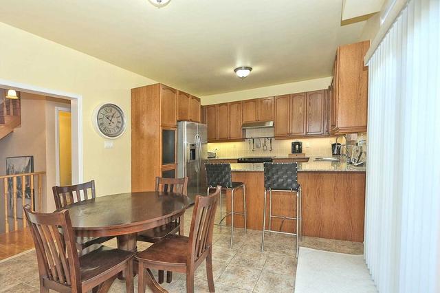 29 Brice Dr, House detached with 4 bedrooms, 3 bathrooms and 4 parking in Ajax ON | Image 5