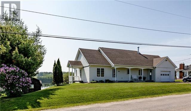 69 Desherbiers, House detached with 3 bedrooms, 3 bathrooms and null parking in Saint Louis NB | Image 2