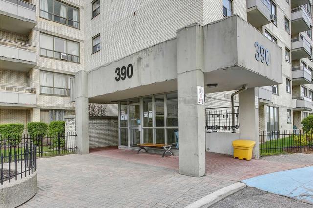 1703 - 390 Dixon Rd, Condo with 2 bedrooms, 1 bathrooms and 1 parking in Toronto ON | Image 19