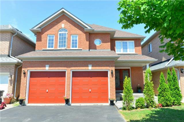 114 River Rock Cres, House detached with 4 bedrooms, 4 bathrooms and 4 parking in Brampton ON | Image 1
