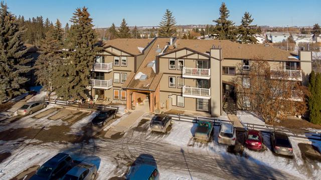 202 - 71 Cosgrove Crescent, Condo with 2 bedrooms, 1 bathrooms and 1 parking in Red Deer AB | Image 1