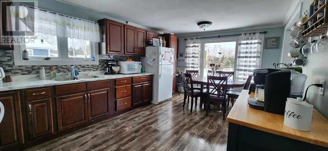 2 Wellsdale Avenue, House detached with 4 bedrooms, 1 bathrooms and null parking in Pasadena NL | Image 5
