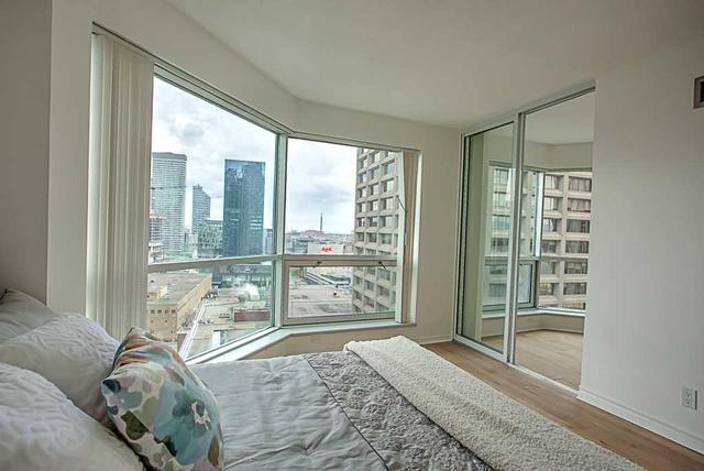 2108 - 10 Yonge St, Condo with 1 bedrooms, 1 bathrooms and 1 parking in Toronto ON | Image 19