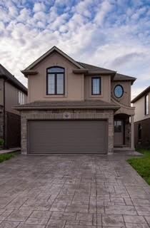 8667 Jennifer Cres, House detached with 3 bedrooms, 4 bathrooms and 2 parking in Niagara Falls ON | Image 1