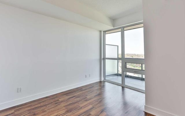 Lph 21 - 35 Brian Peck Cres, Condo with 2 bedrooms, 2 bathrooms and 1 parking in Toronto ON | Image 18