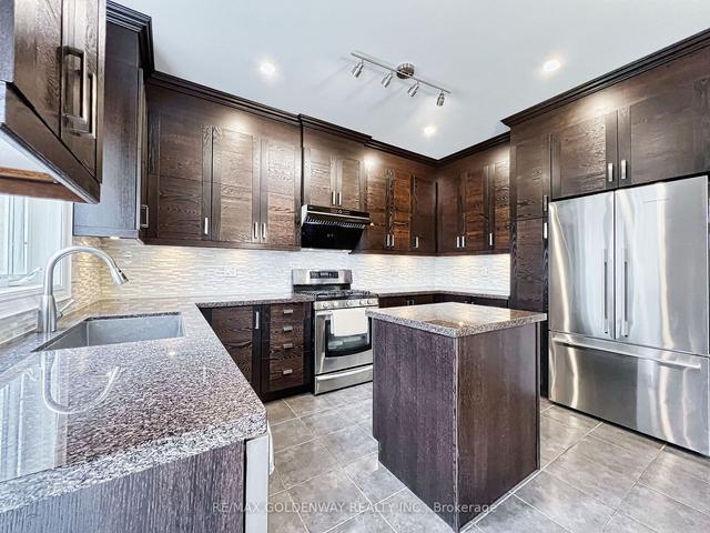 84 Mancini Cres, House detached with 4 bedrooms, 5 bathrooms and 6 parking in Richmond Hill ON | Image 24
