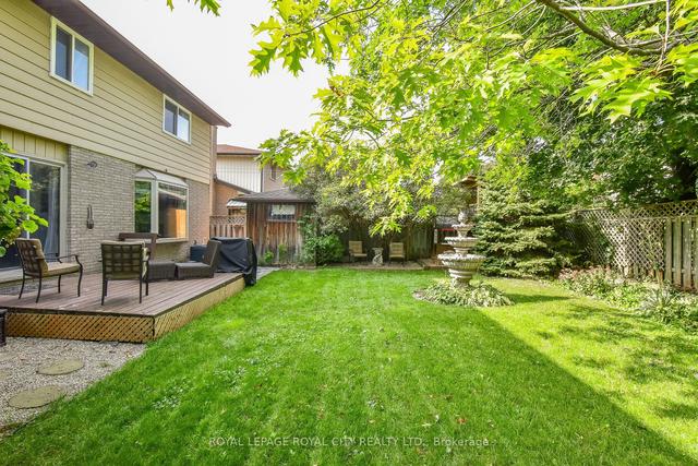 236 Ironwood Rd, House detached with 3 bedrooms, 4 bathrooms and 4 parking in Guelph ON | Image 26