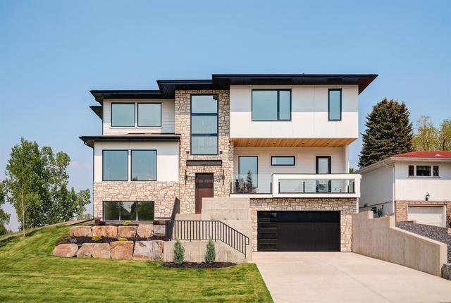 4559 Stanley Drive Sw, House detached with 5 bedrooms, 4 bathrooms and 5 parking in Calgary AB | Image 1