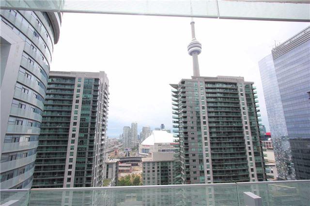 2008 - 14 York St, Condo with 2 bedrooms, 2 bathrooms and 1 parking in Toronto ON | Image 11