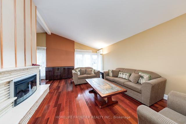 6 Blithfield Ave, House detached with 4 bedrooms, 3 bathrooms and 7 parking in Toronto ON | Image 21