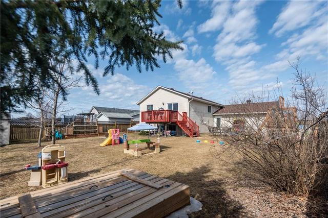 6 Morning Star Street, House detached with 5 bedrooms, 2 bathrooms and 5 parking in Petawawa ON | Image 27