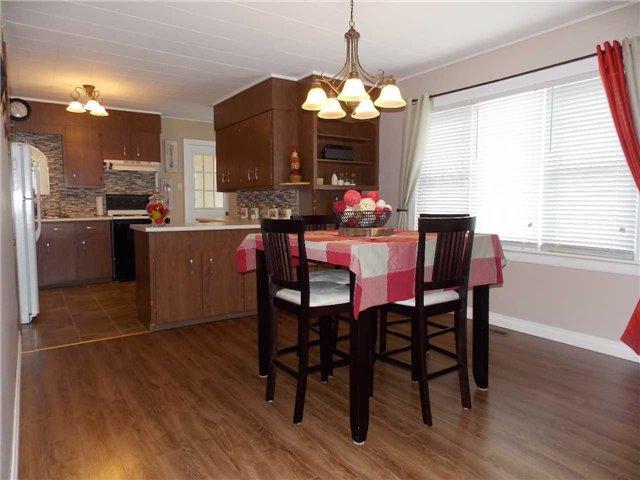 80 Elm St N, House detached with 2 bedrooms, 1 bathrooms and 2 parking in Timmins ON | Image 3