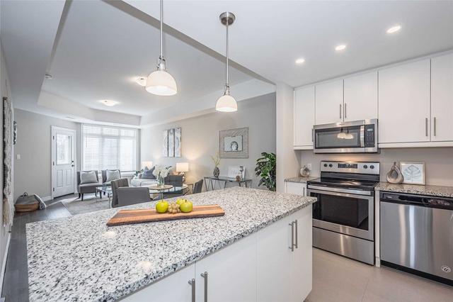 208 - 333 Gosling Gardens, Condo with 2 bedrooms, 2 bathrooms and 1 parking in Guelph ON | Image 14