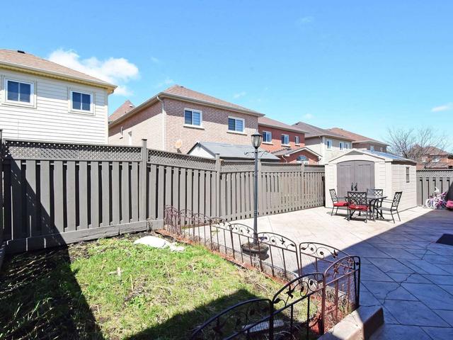 9 Heartleaf Cres, House detached with 4 bedrooms, 5 bathrooms and 6 parking in Brampton ON | Image 35