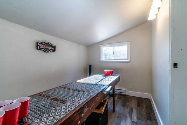 79 Peel St, House detached with 2 bedrooms, 1 bathrooms and 2 parking in Kawartha Lakes ON | Image 10