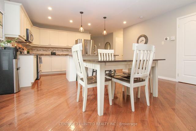 1616 Ireland Dr, House detached with 2 bedrooms, 3 bathrooms and 7 parking in Peterborough ON | Image 4