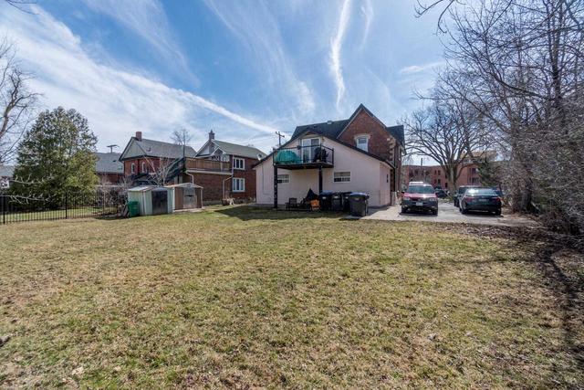 64 Joseph St, House detached with 3 bedrooms, 5 bathrooms and 7 parking in Brampton ON | Image 4