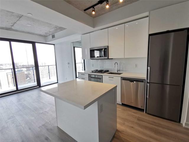2301 - 55 Ontario St, Condo with 2 bedrooms, 2 bathrooms and 1 parking in Toronto ON | Image 4