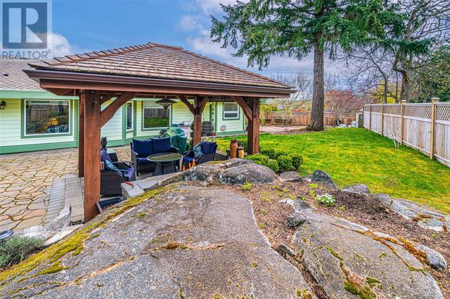 2225 Chelsea Pl, House detached with 3 bedrooms, 2 bathrooms and 4 parking in Nanaimo E BC | Image 56