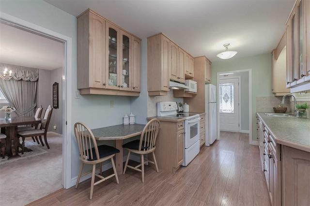 4399 Dublin Cres, House detached with 3 bedrooms, 3 bathrooms and 5 parking in Burlington ON | Image 11