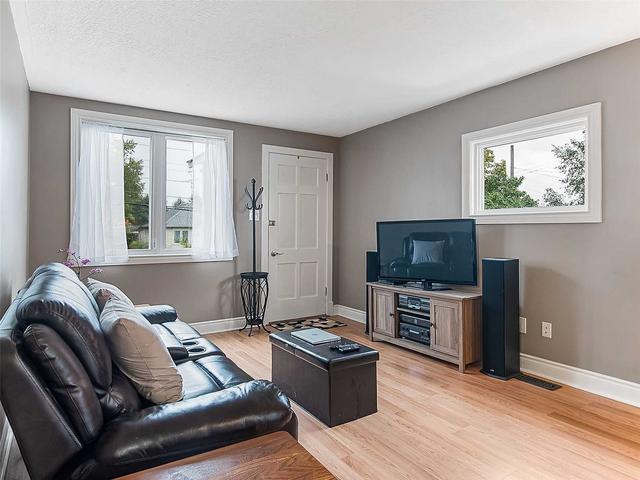 348 West St, House detached with 2 bedrooms, 2 bathrooms and 5 parking in Brantford ON | Image 26